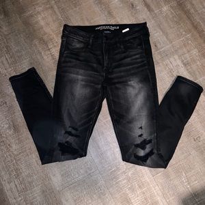 American Eagle Black Knee Rip jegging